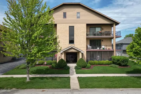 16800 82nd Ave #3S, Tinley Park, IL 60477