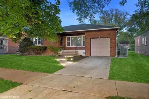 18529 Gottschalk Ave, Homewood, IL 60430