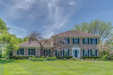 6 N550 Juniper Ct, Saint Charles, IL 60175