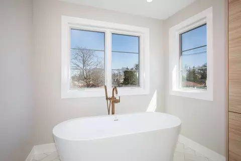 Bath - Undisclosed, Elmhurst, IL 60126 photo 9 of 14