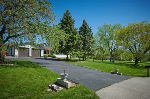13422 W 185th St, Mokena, IL 60448 photo 2