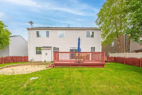 Exterior - 1909 Caton Ridge Dr, Plainfield, IL 60586 photo 5 of 7