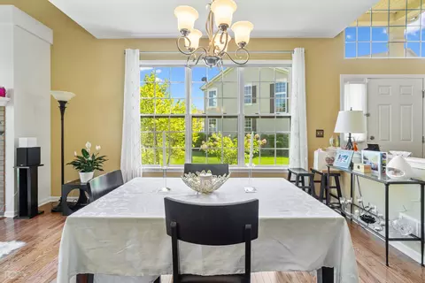 Dining - 1972 Osprey Ct, Bartlett, IL 60103 photo 2 of 3