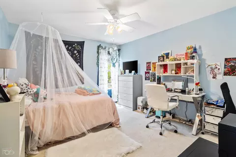 Bedroom - 1972 Osprey Ct, Bartlett, IL 60103 photo 3 of 3