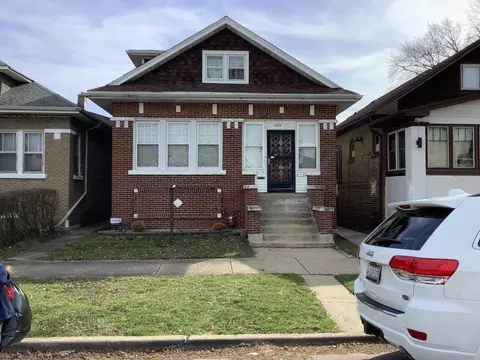 4919 W Crystal Ave, Chicago, IL 60651