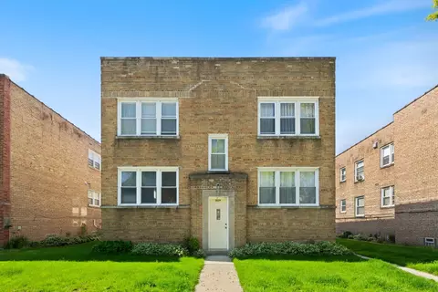 2829 W Farragut Ave #1, Chicago, IL 60625