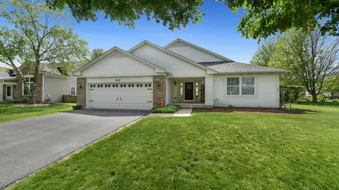 3027 Shetland Ln, Montgomery, IL 60538
