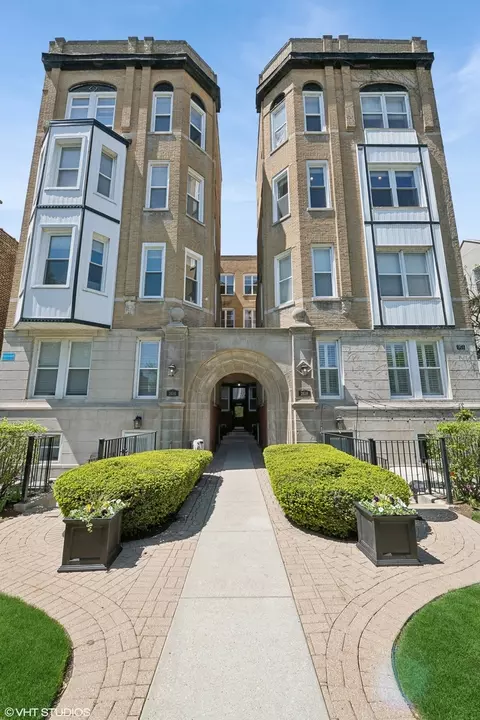 2638 N Orchard St #3F, Chicago, IL 60614