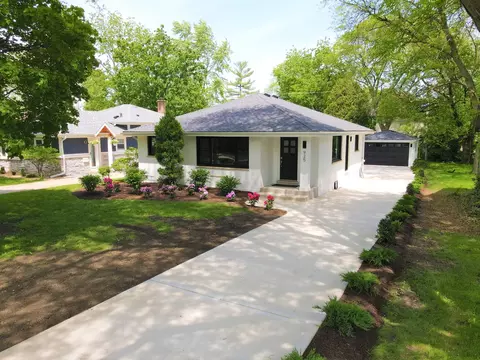 925 S Stough St, Hinsdale, IL 60521