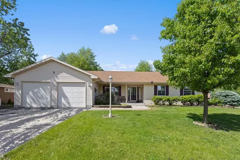 4162 W Josephine Dr, Kankakee, IL 60901