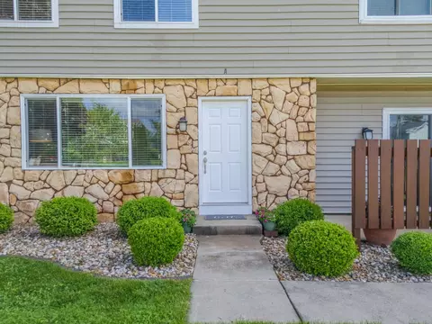 1511 Hancock Dr #A, Normal, IL 61761 photo 4