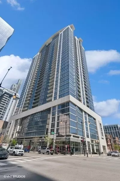 100 E 14th St #3009, Chicago, IL 60605