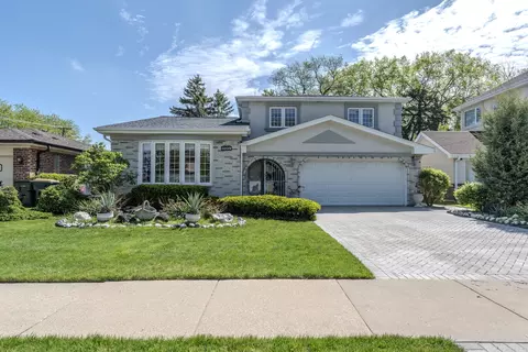 1039 N Delphia Ave, Park Ridge, IL 60068