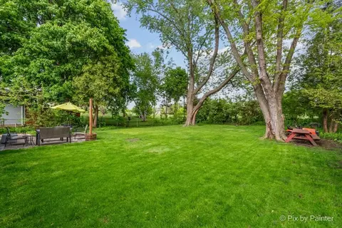 521 Crest Dr, Cary, IL 60013 photo 27