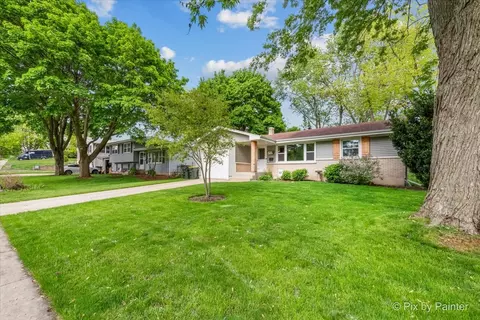 521 Crest Dr, Cary, IL 60013 photo 21