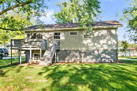 Exterior - 1410 Summit Dr, Lockport, IL 60441 photo 3 of 3