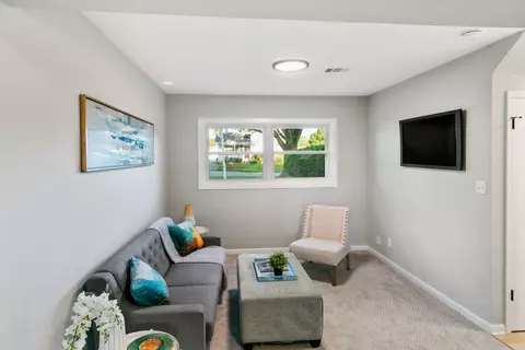 Living - 1410 Summit Dr, Lockport, IL 60441 photo 2 of 2