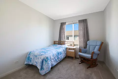 Bedroom - 1698 Ruby Dr, Pingree Grove, IL 60140 photo 5 of 6