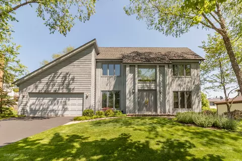 833 S Cedar St, Palatine, IL 60067
