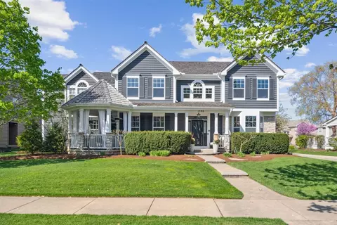 1598 Constitution Dr, Glenview, IL 60026