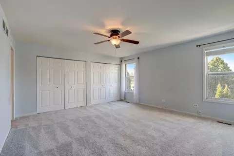 973 Old Oak Cir, Algonquin, IL 60102 photo 8