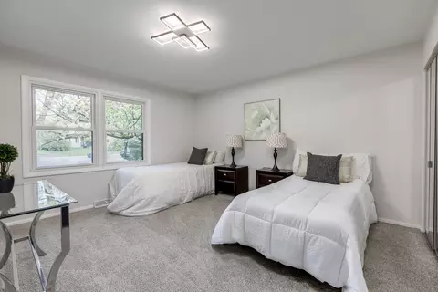 1765 Deerpath Ct, Naperville, IL 60565 photo 24