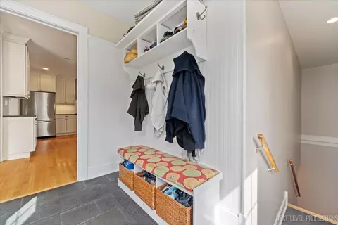 Entry Way - 315 W Forest Ave, Wheaton, IL 60187 photo 2 of 2