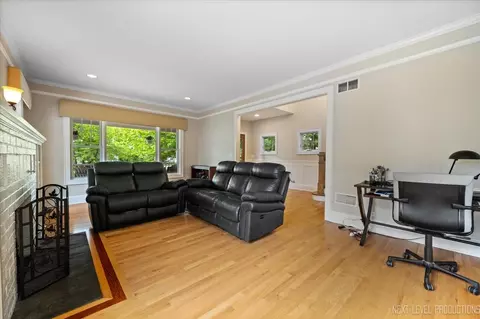Living - 315 W Forest Ave, Wheaton, IL 60187 photo 1 of 2