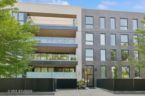 1625 N Burling St #201, Chicago, IL 60614