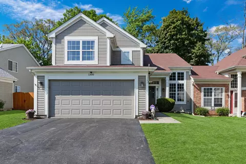 1300 Kensington Dr #1300, Mundelein, IL 60060