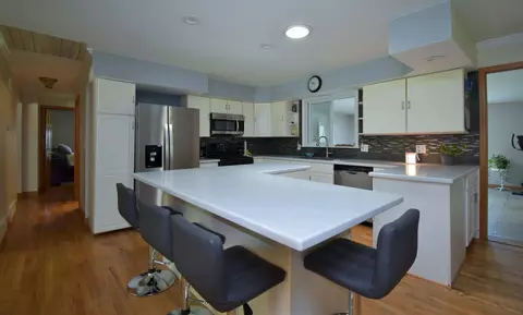 Kitchen - Undisclosed, Mchenry, IL 60051 photo 2 of 4