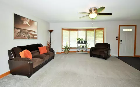 Living - Undisclosed, Mchenry, IL 60051 photo 1 of 5