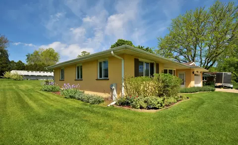Exterior - Undisclosed, Mchenry, IL 60051 photo 3 of 7