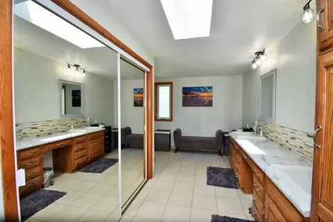 Bath - Undisclosed, Mchenry, IL 60051 photo 5 of 5