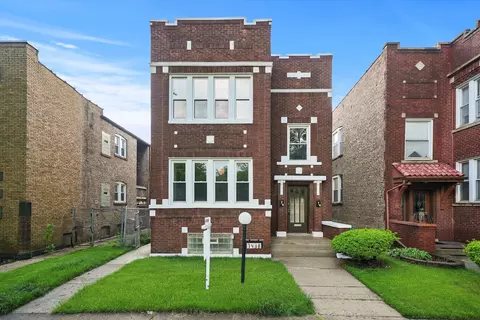 7438 S Calumet Ave, Chicago, IL 60619