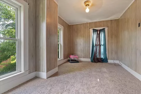 405 S Division St, Chenoa, IL 61726 photo 18