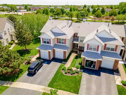 View/Area - 24043 Pear Tree Cir, Plainfield, IL 60585 photo 2 of 7