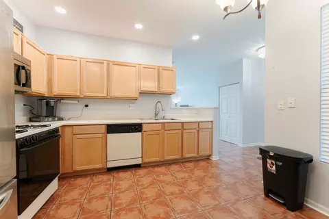 Kitchen - 24043 Pear Tree Cir, Plainfield, IL 60585 photo 4 of 4