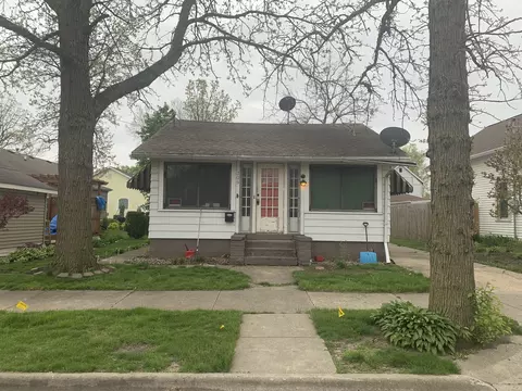 309 W Center St, Ottawa, IL 61350