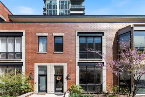 309 N Union Ave #C, Chicago, IL 60661