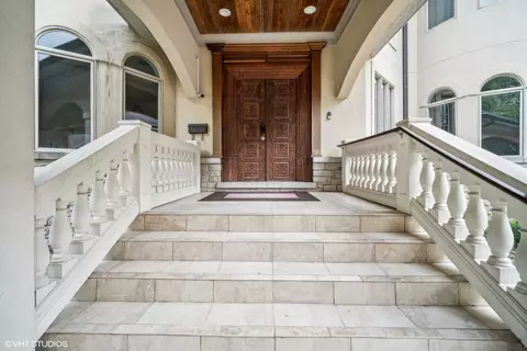 Exterior - 1317 Wagner Rd, Glenview, IL 60025 photo 3 of 10
