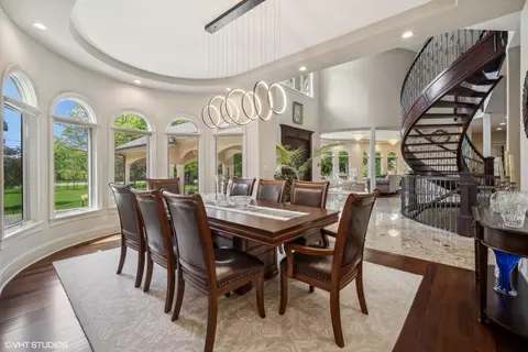 Dining - 1317 Wagner Rd, Glenview, IL 60025 photo 1 of 3