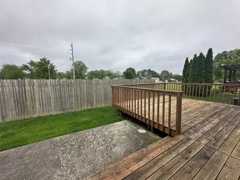 Exterior - 87 Cedar Dr #87, Clinton, IL 61727 photo 2 of 3