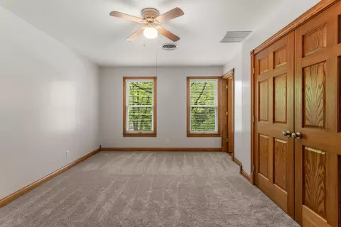 Bedroom - 2 Turtle Point Rd, Monticello, IL 61856 photo 7 of 9