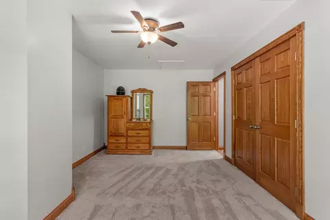 Bedroom - 2 Turtle Point Rd, Monticello, IL 61856 photo 5 of 9