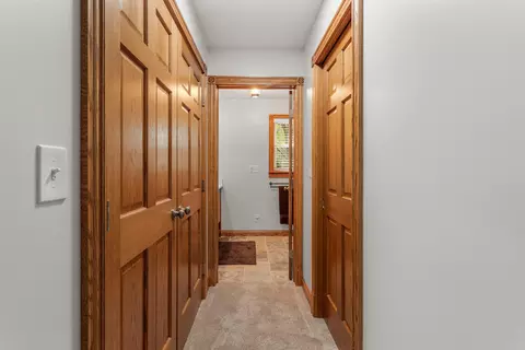 Entry Way - 2 Turtle Point Rd, Monticello, IL 61856 photo 6 of 6
