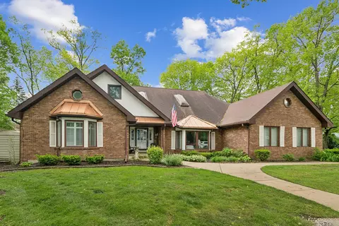 6421 W 124th St, Palos Heights, IL 60463
