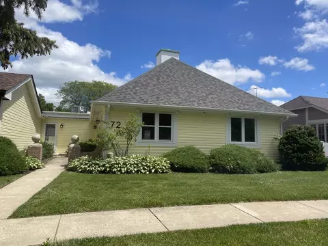72 Garden Dr, Montgomery, IL 60538