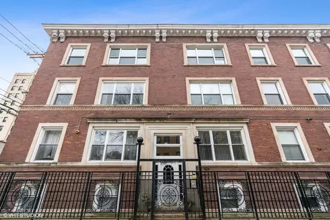 1019 W Winona St #3, Chicago, IL 60640