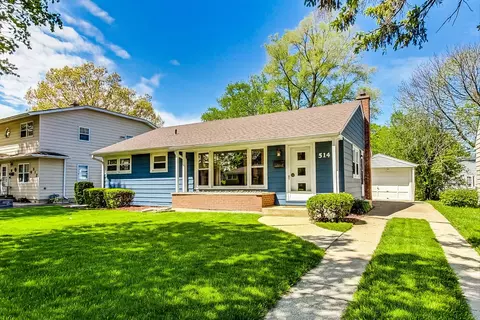 514 N Prospect Manor Ave, Mount Prospect, IL 60056